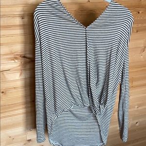 Evereve Surplice Top